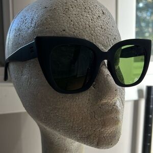 Toms Sydney Traveler Collection 50 23 148  Black Matte Frame Green Lenses